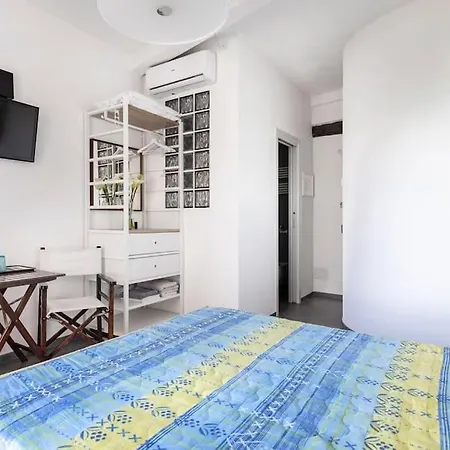 Alberta Rooms Manarola-2